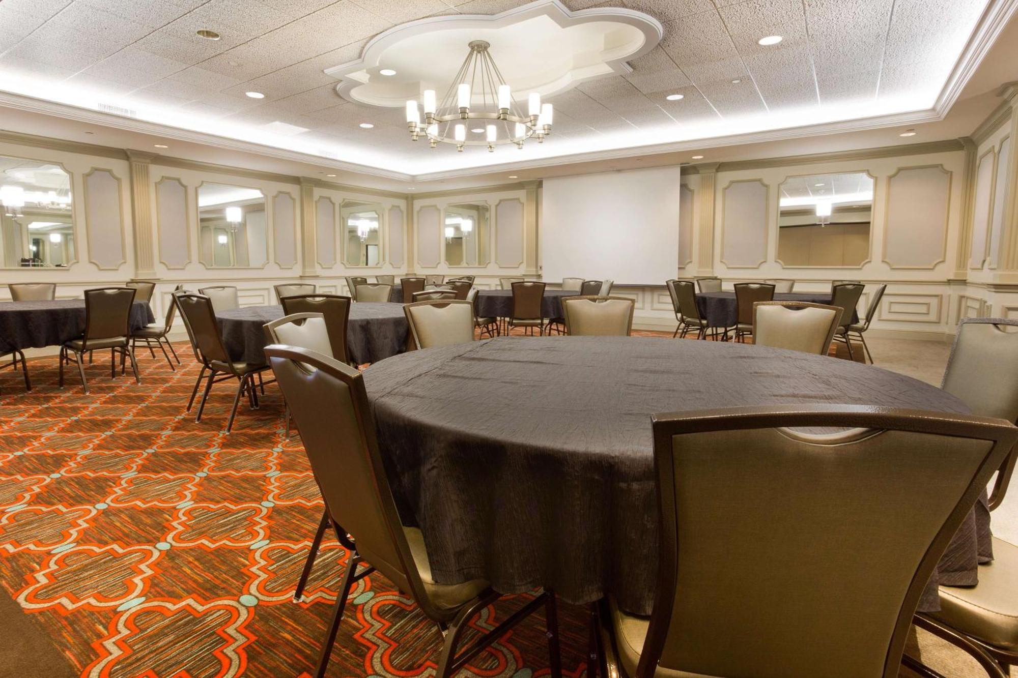 Drury Inn&Suites St. Louis Creve Coeur Extérieur photo